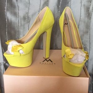 New yellow heels size 11 Madison by shoedazzle